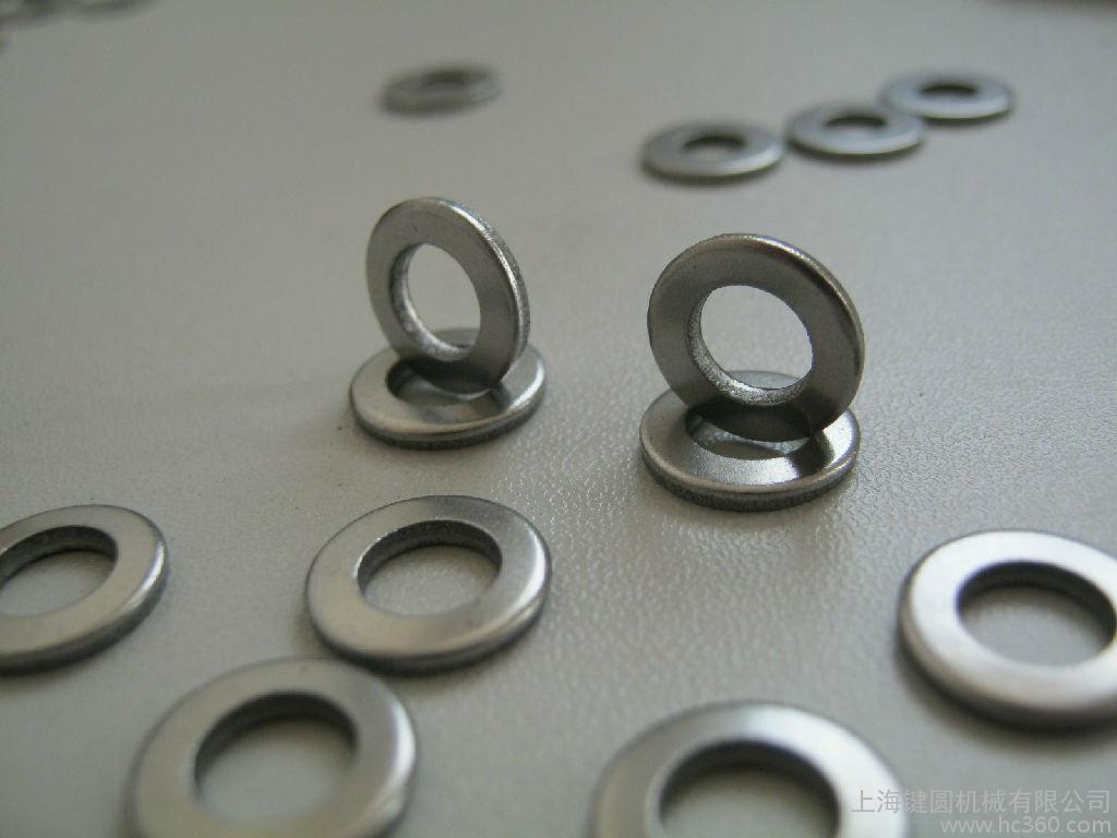 FLAT WASHERS